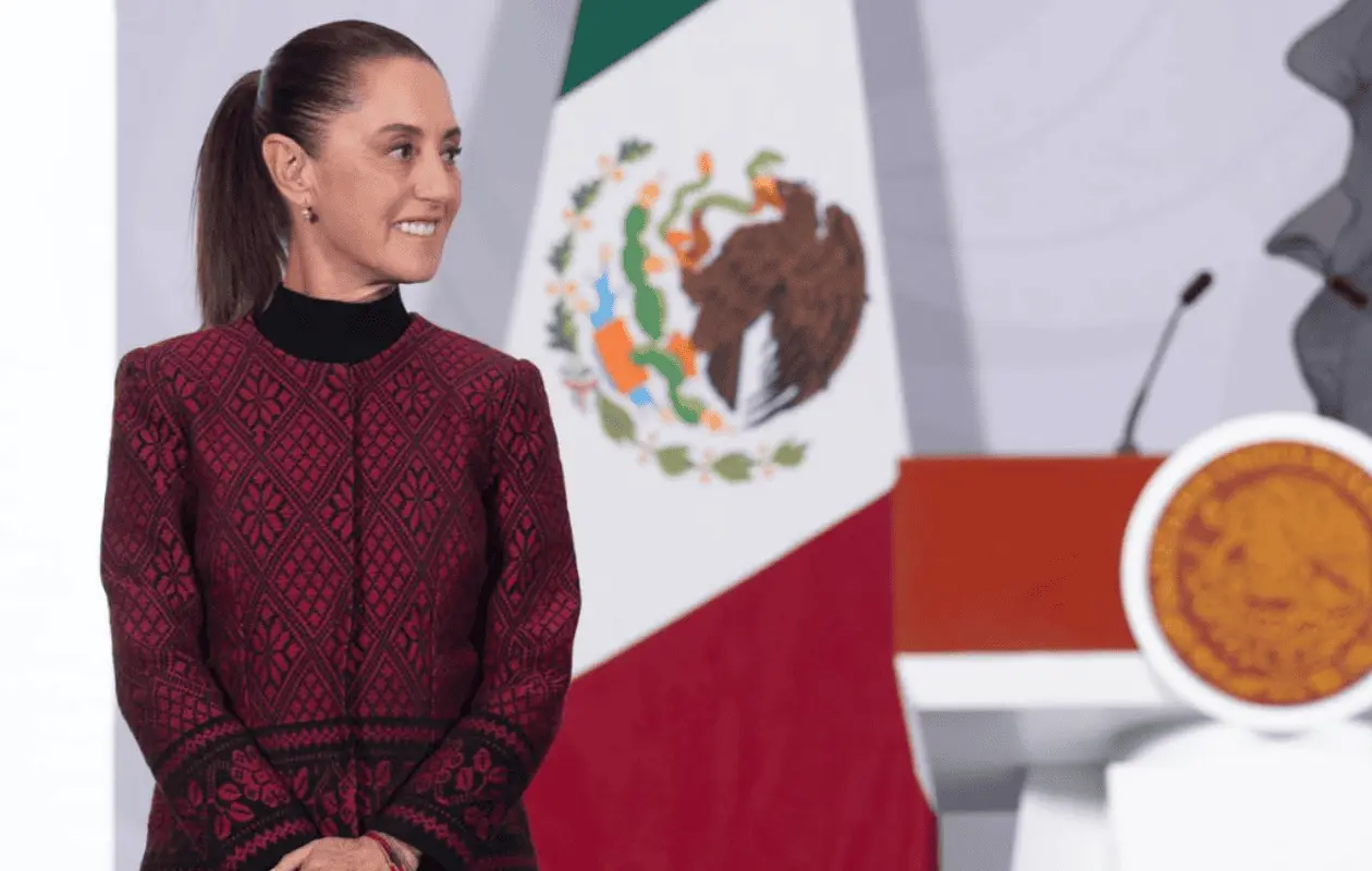 La presidenta de México bajó un puesto respecto al año 2024.
