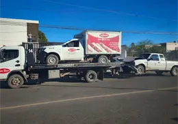 Vuelca camioneta en la calle Tabasco de Ciudad Obregón Vuelca camioneta en la calle Tabasco de Ciudad Obregón