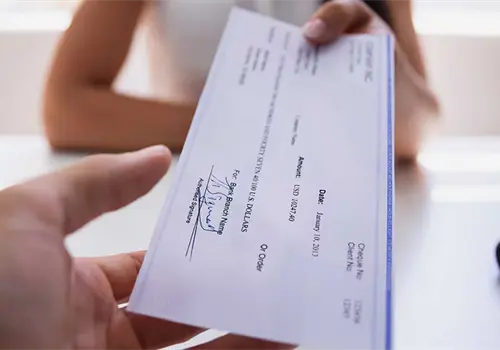 Cheque de caja o cheque certificado: ¿Cuál te conviene y por qué? Cheque de caja o cheque certificado: ¿Cuál te conviene y por qué?