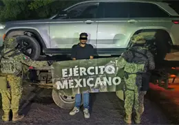 Detienen a sujeto con armamento en Navojoa Detienen a sujeto con armamento en Navojoa