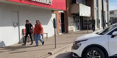 No vayas solo al cajero automático No vayas solo al cajero automático