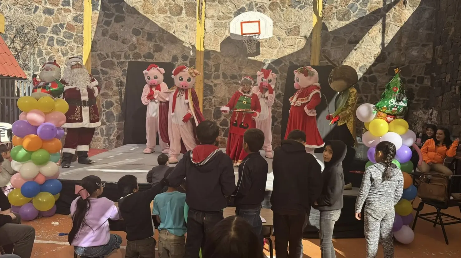 Llevarán una feliz Navidad a hijos de reclusas