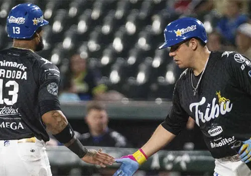 Yaquis de Obreg&oacute;n empata la serie ante Algodoneros
