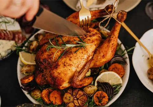 Cenas de Navidad y A&ntilde;o Nuevo: &iquest;Cu&aacute;nto cuesta preparar un pavo al horno este 2025?