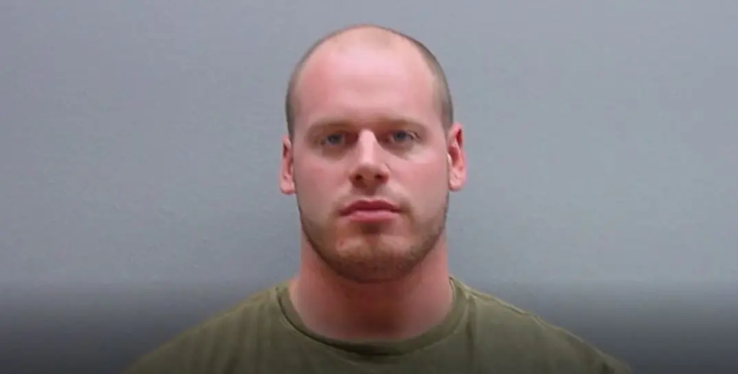 La recompensa es por brindar información sobre su paradero y el monto se ofrece en coordinación con el FBI y los gobiernos de México y de Canadá en un esfuerzo conjunto para llevar a Wedding ante la justicia.