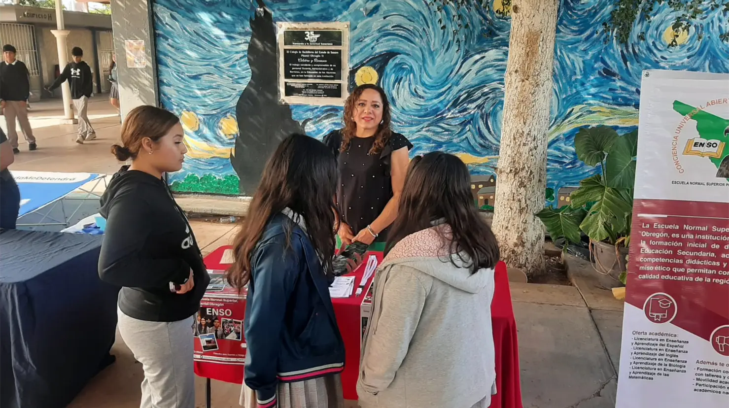 Aunque hay buena respuesta de jóvenes que quieren prepararse como maestros, no se podrán abrir los cuatro grupos que normalmente se tienen