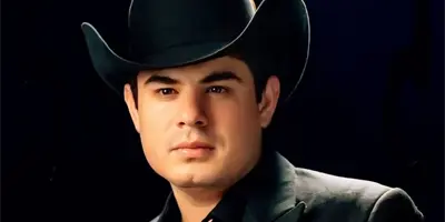 Alfredo Olivas anuncia su retiro temporal al finalizar su gira Alfredo Olivas anuncia su retiro temporal al finalizar su gira