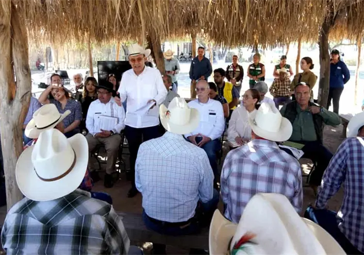 Apoyar&aacute;n con cr&eacute;ditos a productores yaquis