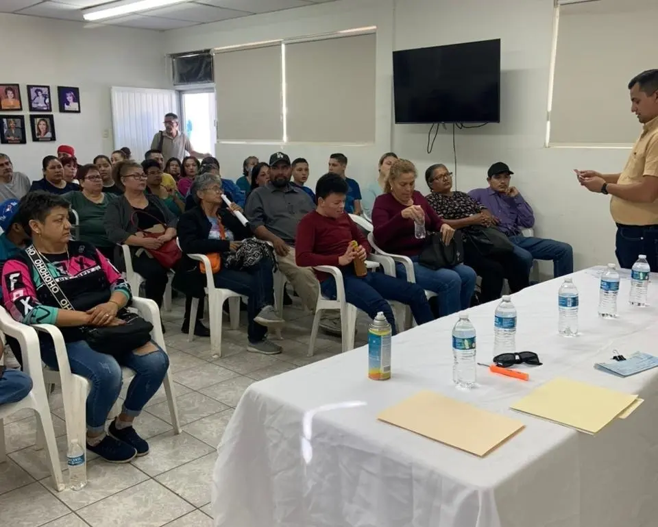 Apoyan con est&iacute;mulos a personas con discapacidad