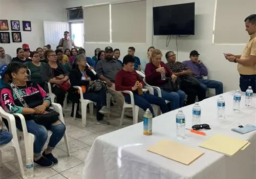 Apoyan con est&iacute;mulos a personas con discapacidad