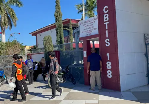 Cbtis 188 impulsa tecnolog&iacute;a con nueva carrera