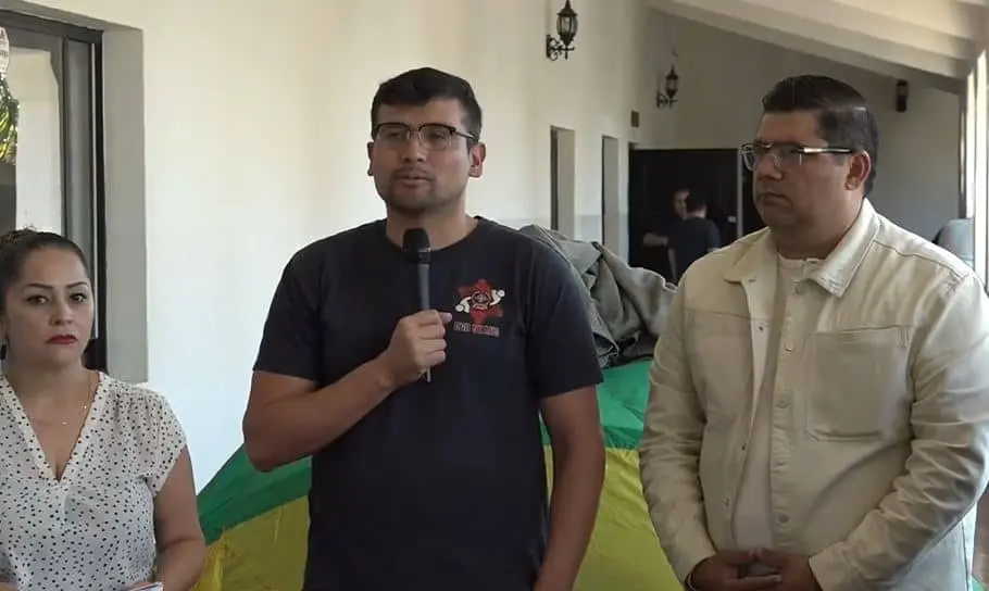 Ricardo Ortega Arenas, particip&oacute; en la convocatoria CHER-FICENDM-016 pero no cumpli&oacute; con los requisitos, es decir, no result&oacute; ganador por bajo puntaje