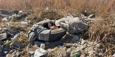 Bald&iacute;os sucios y jaur&iacute;as afectan a vecinos de Las Fuentes