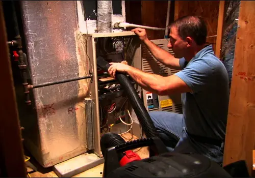 Piden precauci&oacute;n con uso de velas, chimenea y extensiones