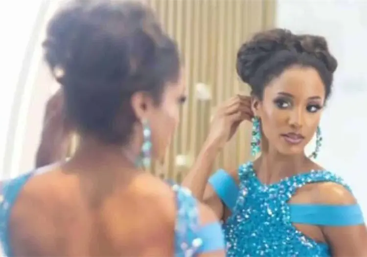 Miss Jamaica rompe el silencio tras sufrir un derrame cerebral en Miss Universo