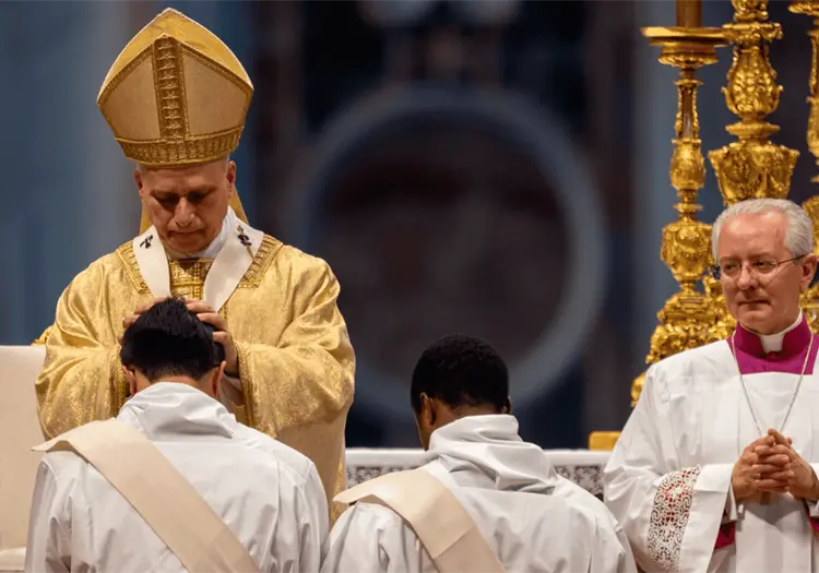 Le&oacute;n XIV llama a sacerdotes a vivir una fidelidad activa y para el futuro