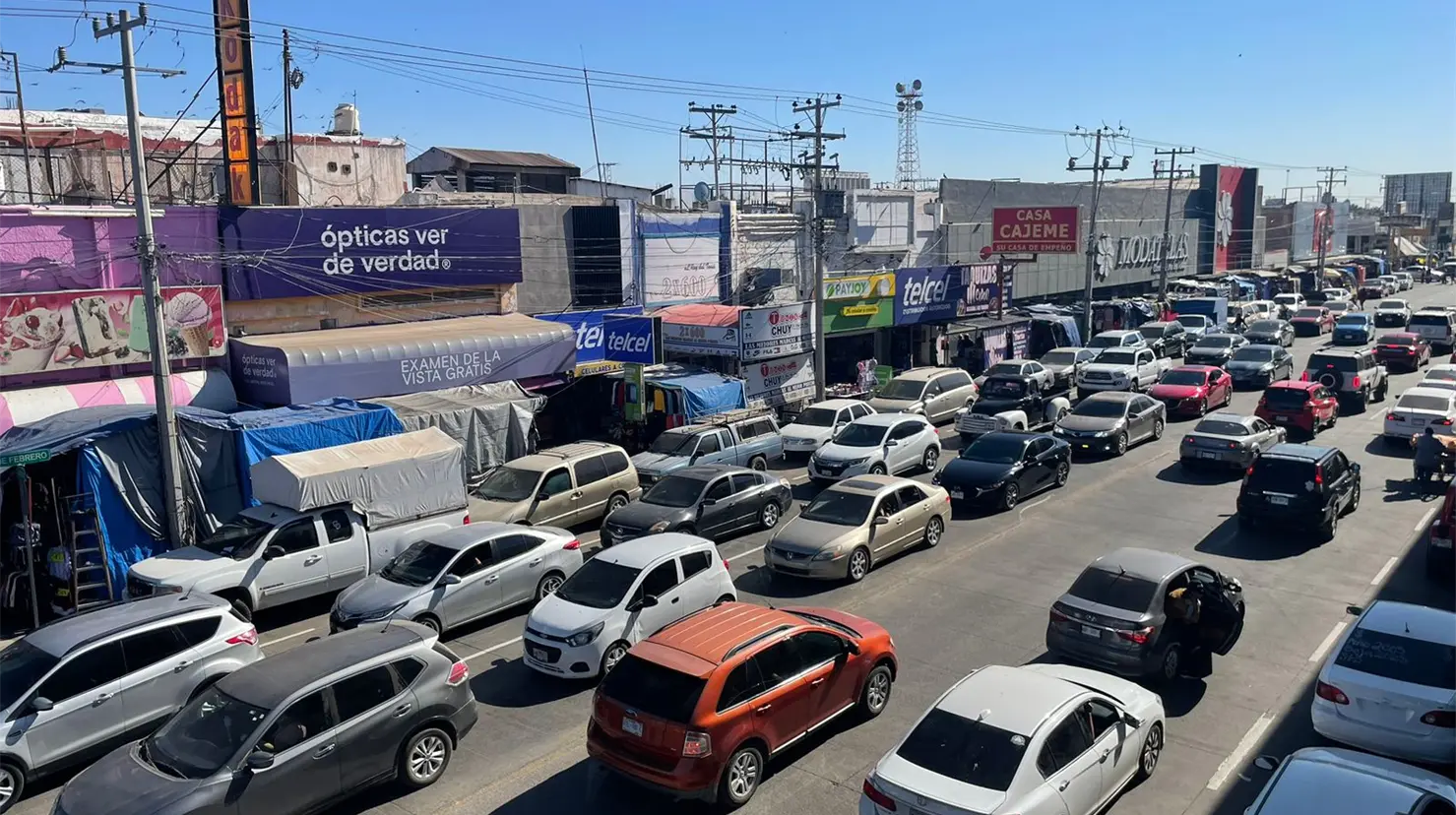 Durante la temporada navide&ntilde;a los automovilistas aumentan en el primer cuadro de la ciudad y eso afecta en el consumo de combustible