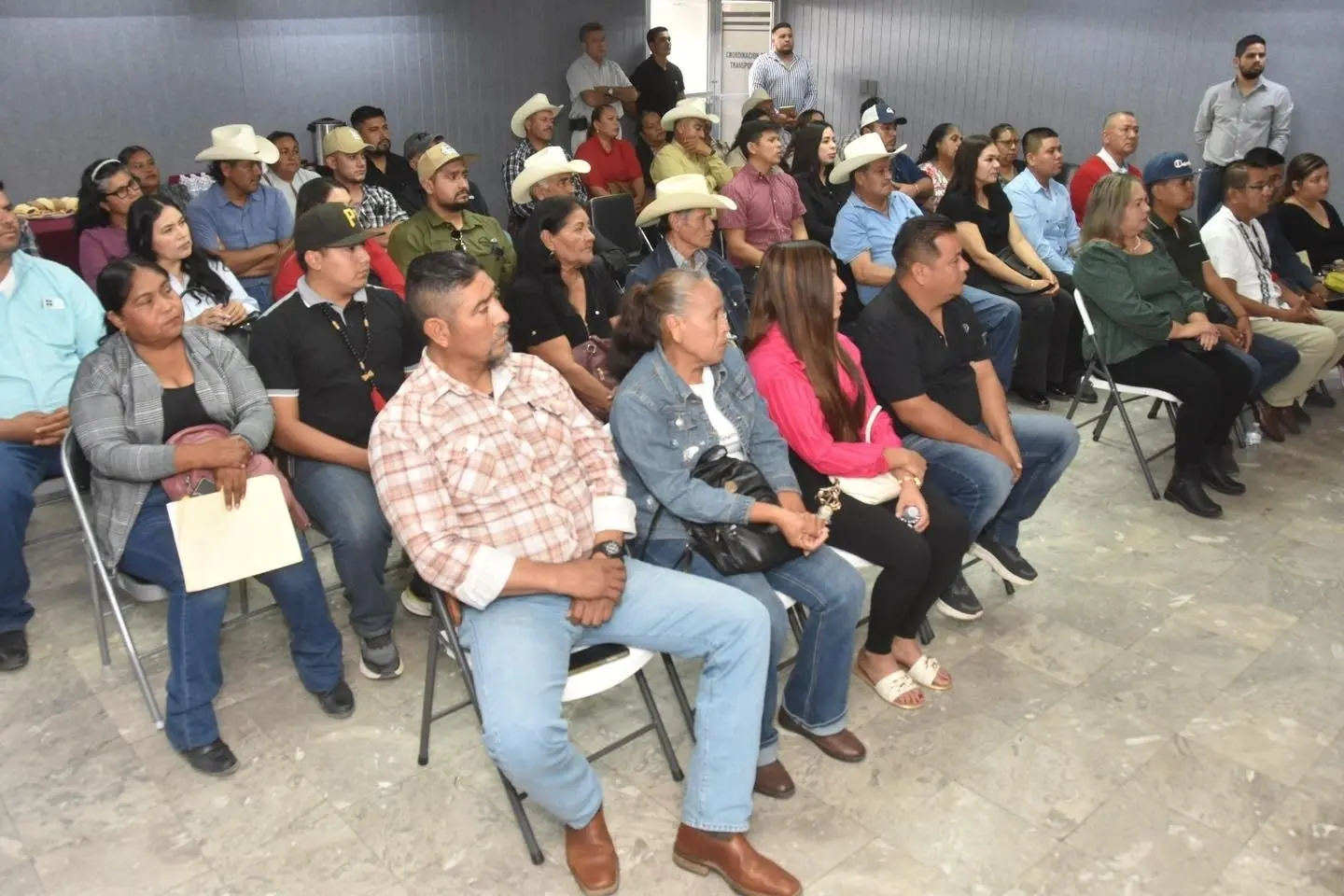 Avanza proceso para elecci&oacute;n de comisarios en Navojoa; dialogan con candidatos