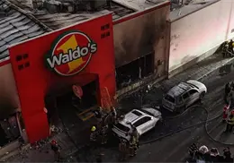 Van tras 25 implicados en incendio de Waldo´s Hermosillo Van tras 25 implicados en incendio de Waldo´s Hermosillo