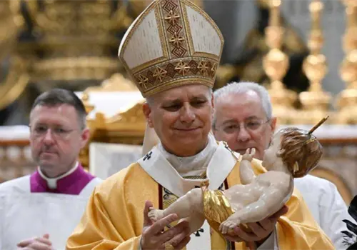 Papa Le&oacute;n XIV celebra su primera Navidad en el Vaticano con llamado al di&aacute;logo y la esperanza