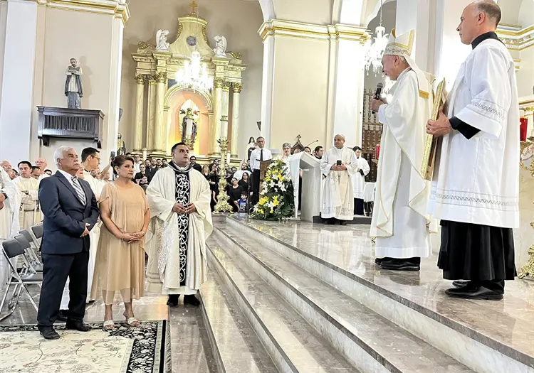 Ruy Rend&oacute;n env&iacute;a mensaje de unidad