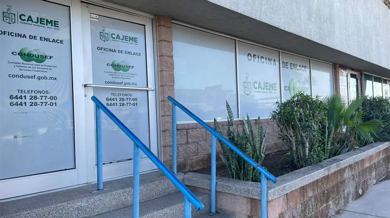 Los reportes se deben hacer primero a la institución bancaria y, en caso que no responda, se acude ante la Condusef