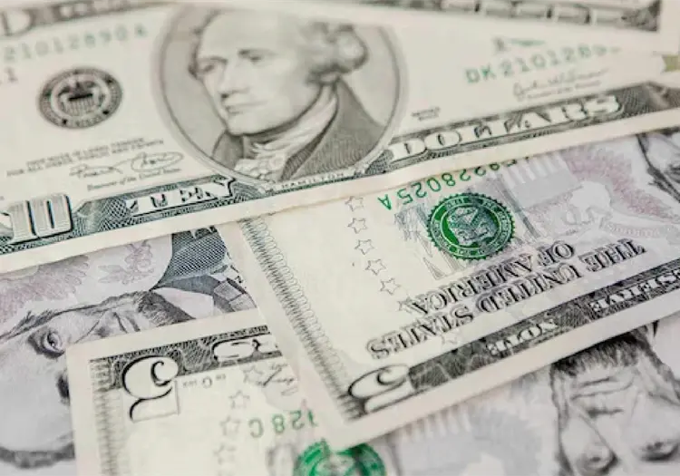 Precio del d&oacute;lar hoy viernes 26 de diciembre: Peso mexicano cierra la semana con estabilidad pese al cierre bancario