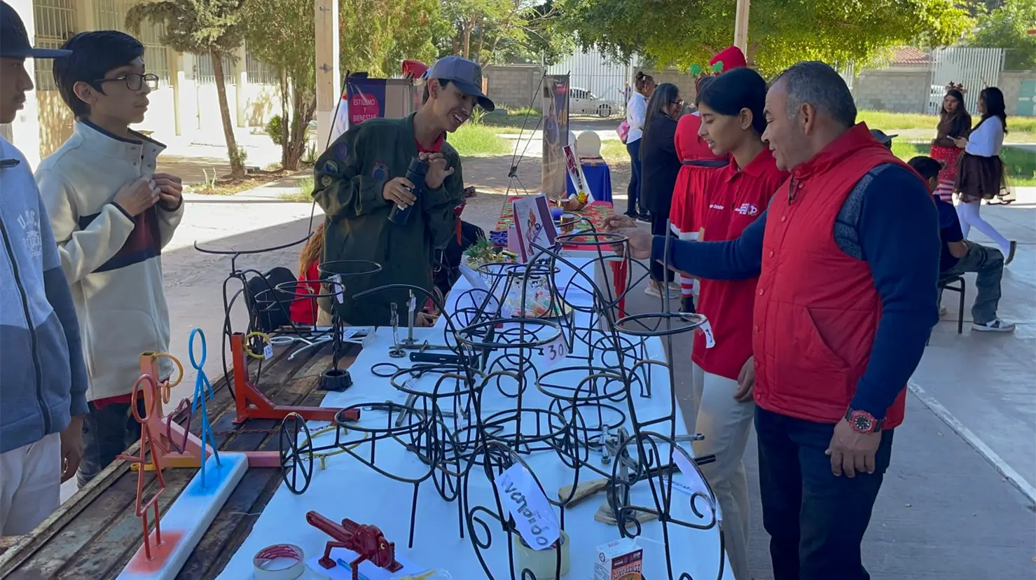 La poblaci&oacute;n podr&aacute; realizar diferentes actividades en los cursos para lograr su acreditaci&oacute;n