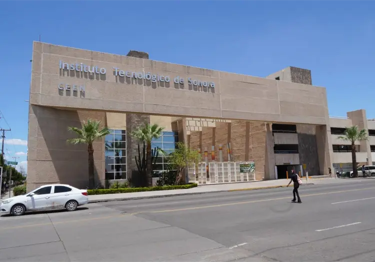 Itson refuerza estrategias para que alumnos se titulen