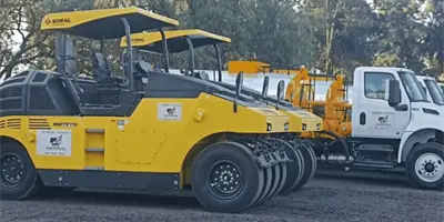 Claudia Sheinbaum anuncia inversi&oacute;n en 30 trenes de repavimentaci&oacute;n para mejorar carreteras