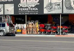 Persisten banquetas saturadas en Ciudad Obregón Persisten banquetas saturadas en Ciudad Obregón