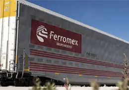 Vag&oacute;n de carga se sale de control y recorre Nogales durante la noche