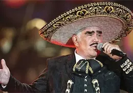 Nuevo disco póstumo de Vicente Fernández: Tributo al rey con banda Nuevo disco póstumo de Vicente Fernández: Tributo al rey con banda
