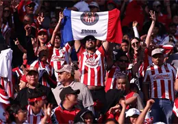 &Aacute;ngel Sep&uacute;lveda ya sum&oacute; minutos con Chivas