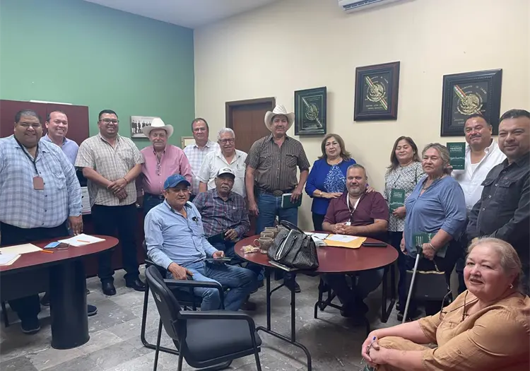 Tras m&aacute;s de 100 a&ntilde;os, familias recibir&aacute;n certeza jur&iacute;dica