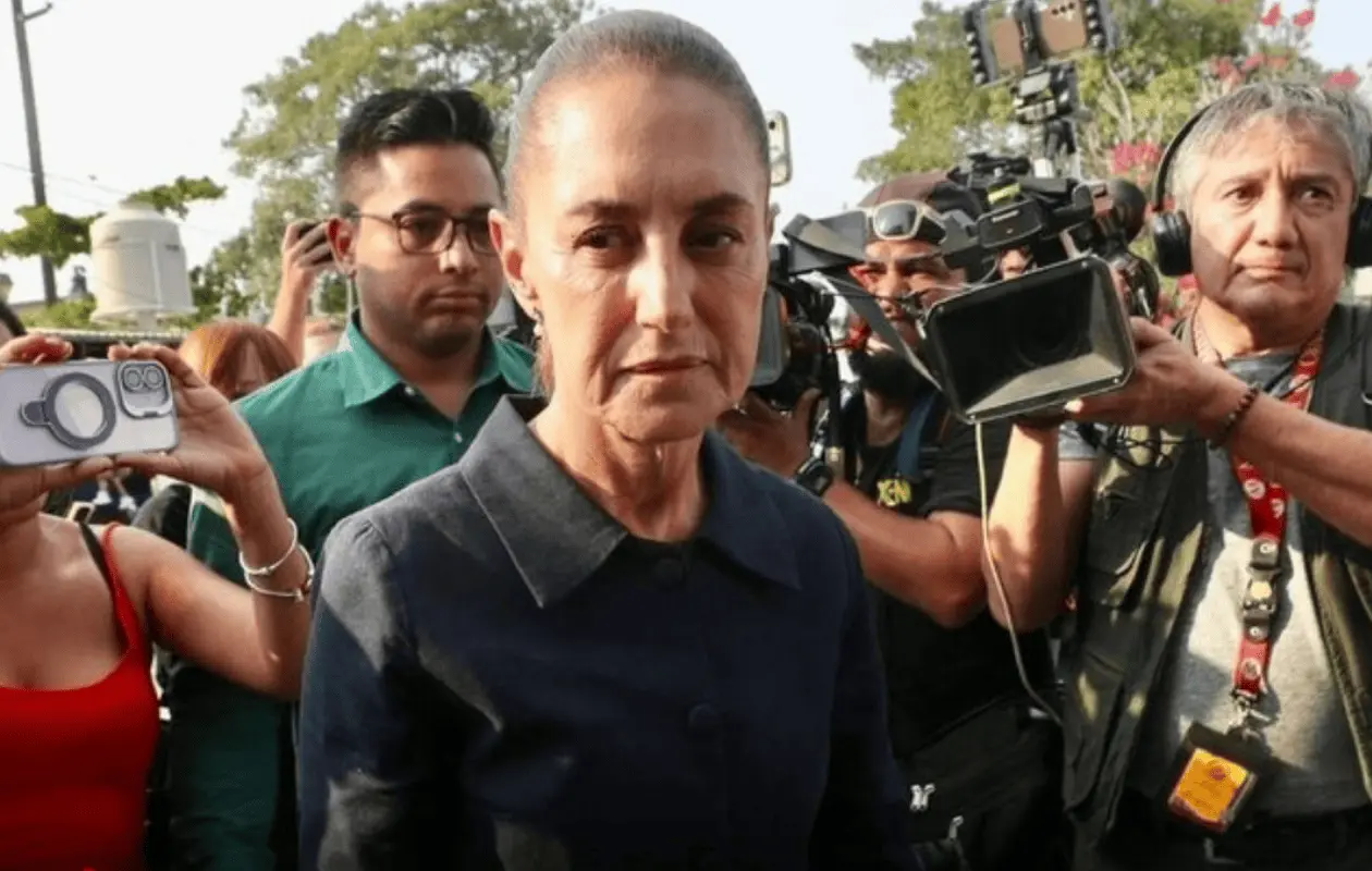 El tren transportaba 241 pasajeros y nueve tripulantes de las cuales 13 perdieron la vida.