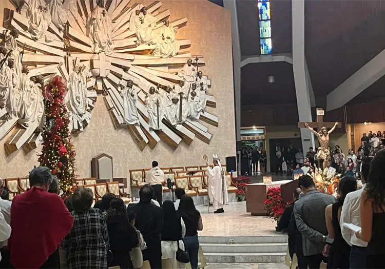 El nuevo a&ntilde;o "est&aacute; en manos de Dios": obispo Felipe Pozos