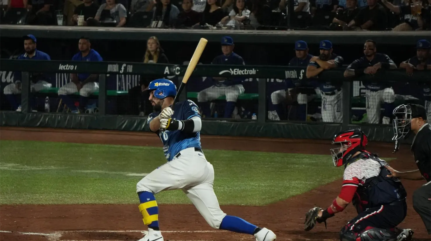 Un emocionante primer juego de postemporada se vivi&oacute; esta tarde en el Estadio Yaquis.
