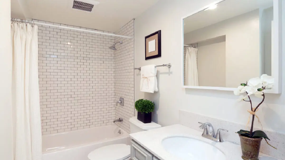 Así puedes limpiar las rejillas del baño y la cocina con vinagre blanco de forma efectiva