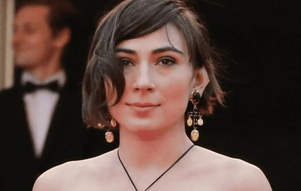 Se presume que pudo haber fallecido por consumo de drogas.