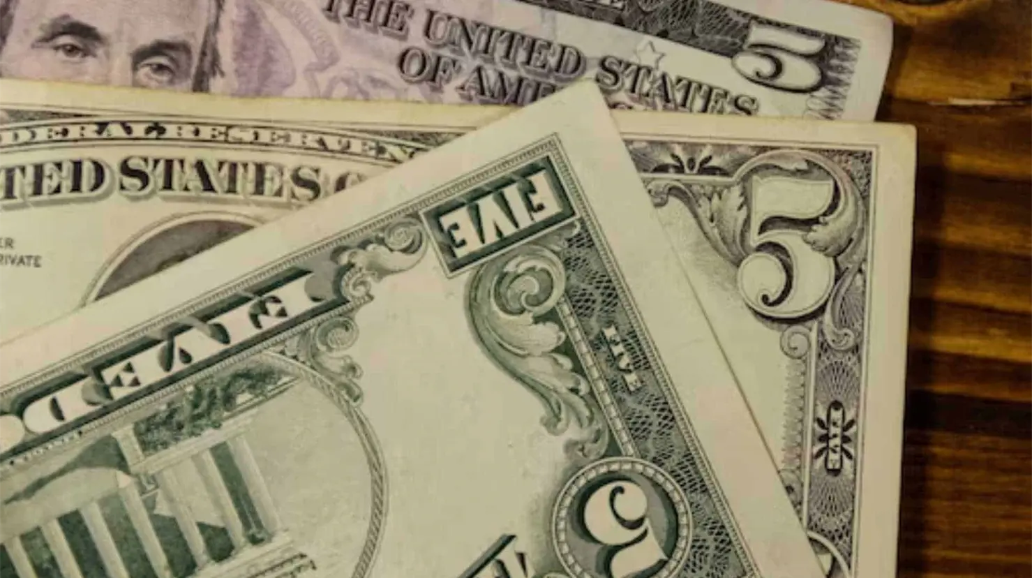 Precio del d&oacute;lar hoy s&aacute;bado 3 de enero: El peso arranca el fin de semana con fortaleza