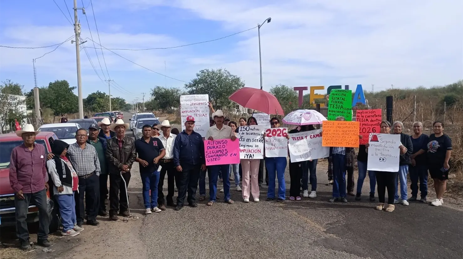 Vecinos alzan la voz y exigen la ampliación de la carretera Navojoa-Tesia