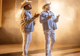 Los Hermanos Vega Jr cantan por las calles de Ciudad Obreg&oacute;n