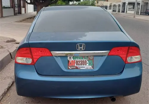 Quedan en Sonora cerca de 20 mil autos "chocolate" Quedan en Sonora cerca de 20 mil autos "chocolate"