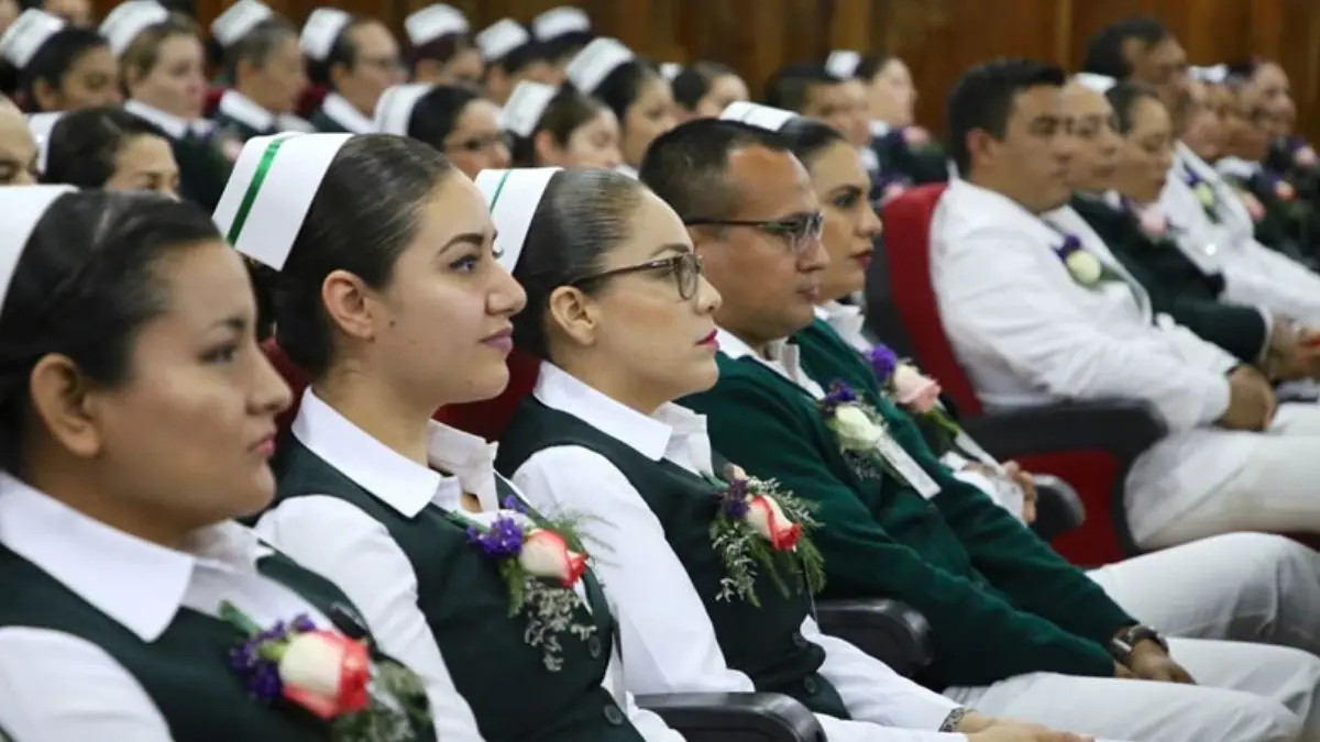 El 6 de enero se reconoce en M&eacute;xico la vocaci&oacute;n, entrega y compromiso de las enfermeras y los enfermeros