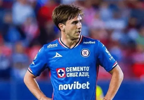 Cruz Azul anuncia a Agust&iacute;n Palavecino como refuerzo oficial para el Clausura 2026