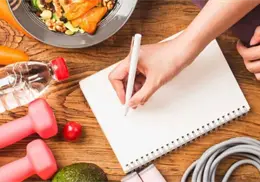 C&oacute;mo aplicar los H&aacute;bitos At&oacute;micos en M&eacute;xico, peque&ntilde;os cambios diarios que mejoran salud, dinero y productividad