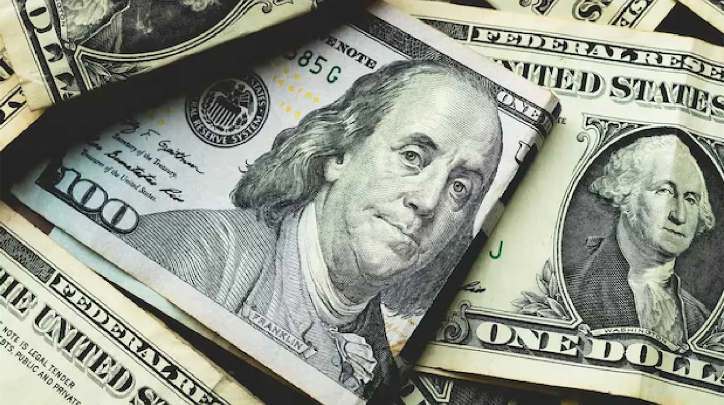 Precio del dólar hoy miércoles 7 de enero: peso se deprecia, pero se mantiene debajo de los 18 pesos