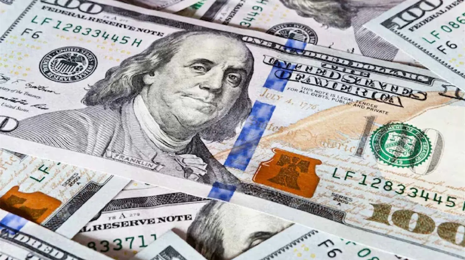 Precio del dólar hoy viernes 9 de enero: El peso se mantiene firme y cotiza por debajo de las 18 unidades