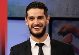 Adri&aacute;n Marcelo anuncia retiro temporal de la comedia: Estas ser&aacute;n sus &uacute;ltimas fechas con Hermanos de Leche